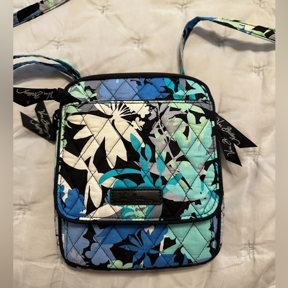 Vera Bradley purse and matching snap wallet - Picture 3 of 8